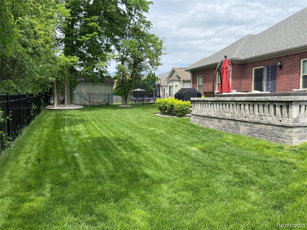 3712 McComb Drive Rochester Hills, MI 48307 - Photo 4 of 29