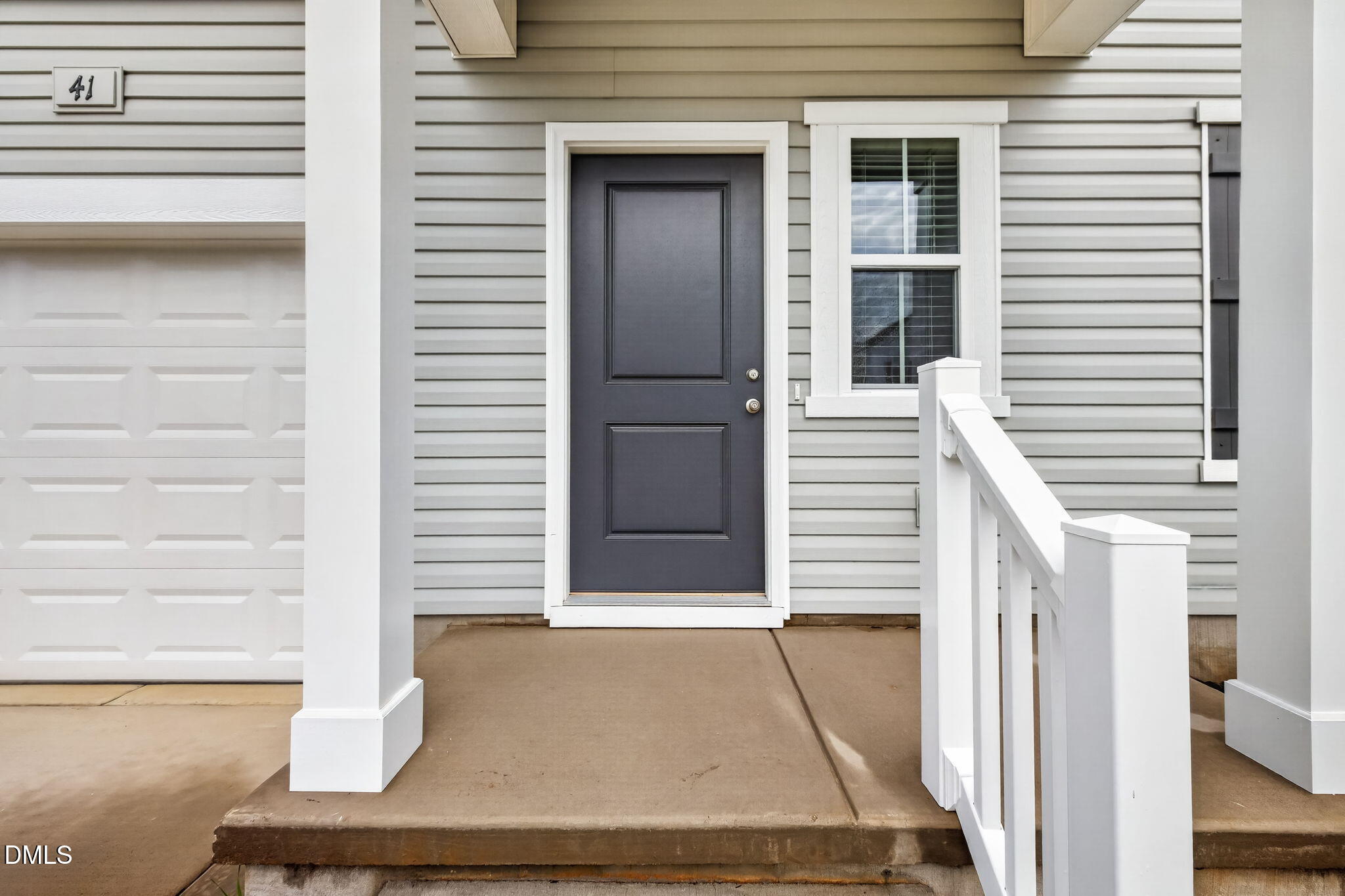 41 Stout Landing Dunn, NC 28334 - Photo 4 of 35