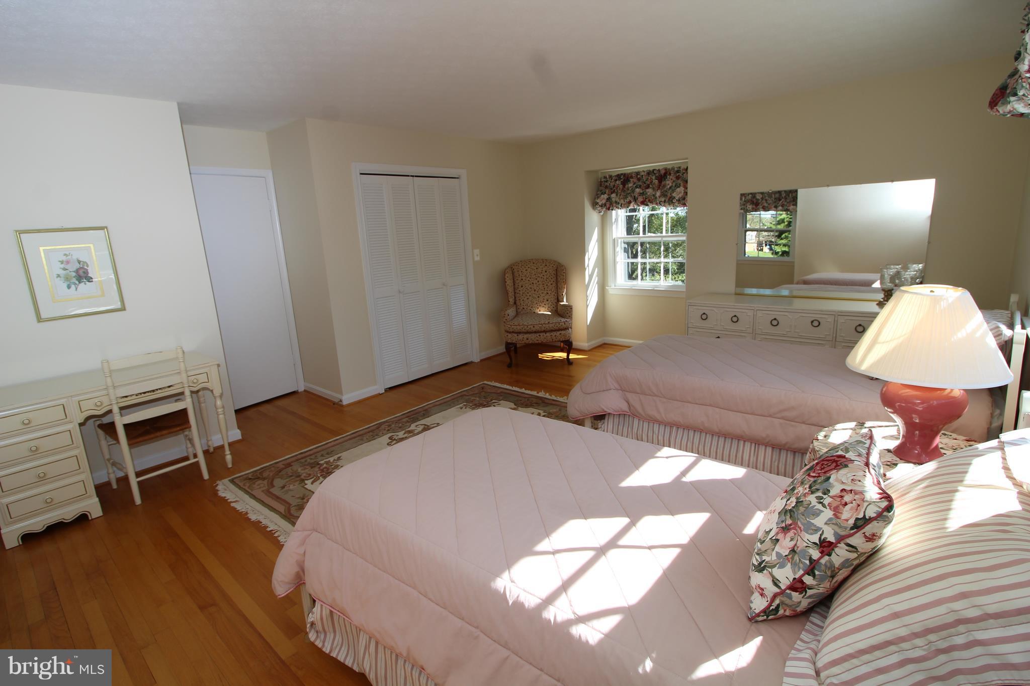 18513 Kingshill Road Germantown, MD 20874 - Photo 18 of 30 Bedroom