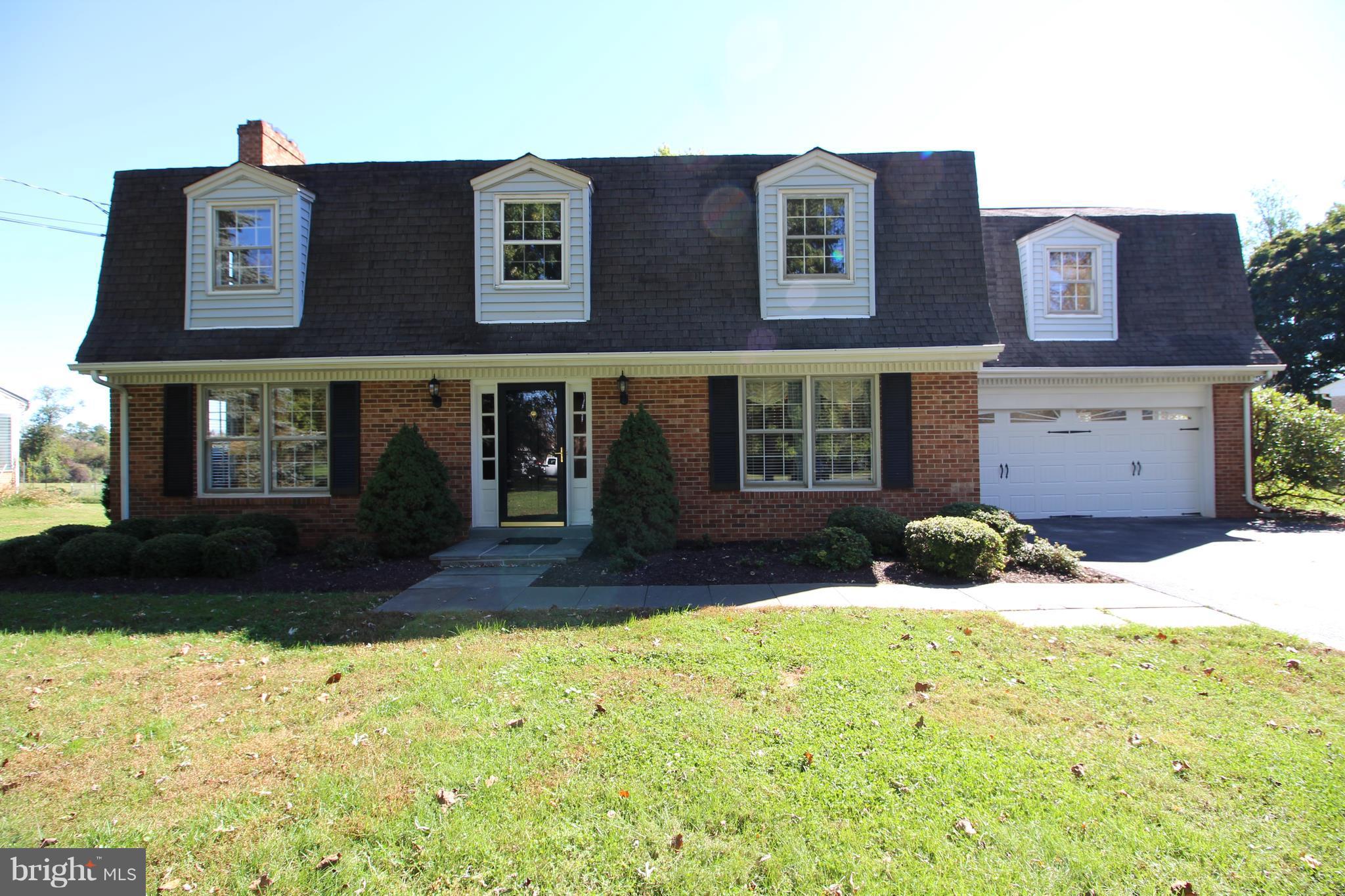 18513 Kingshill Road Germantown, MD 20874 - Photo 3 of 30 Exterior (Front)