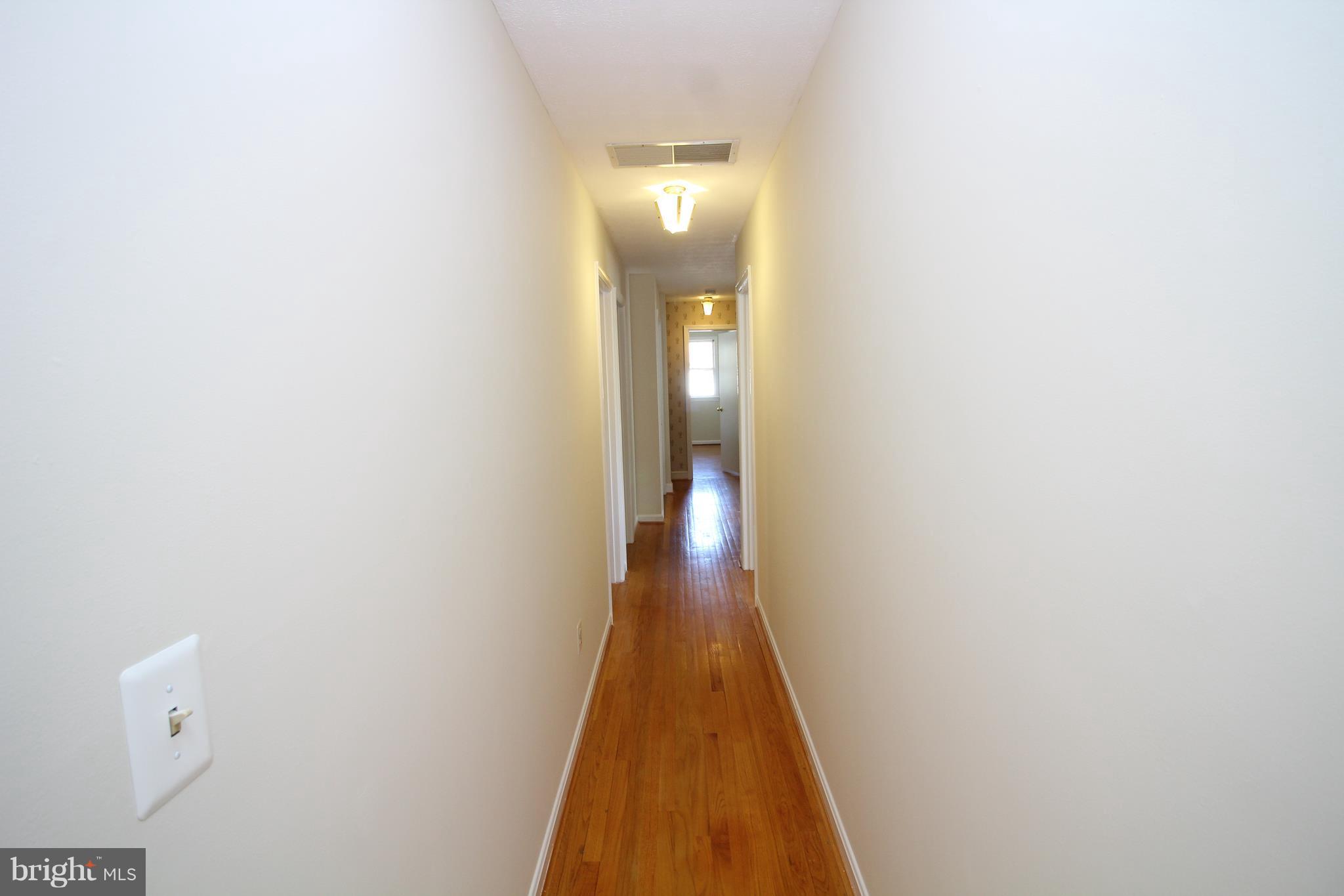18513 Kingshill Road Germantown, MD 20874 - Photo 24 of 30 Interior (General)