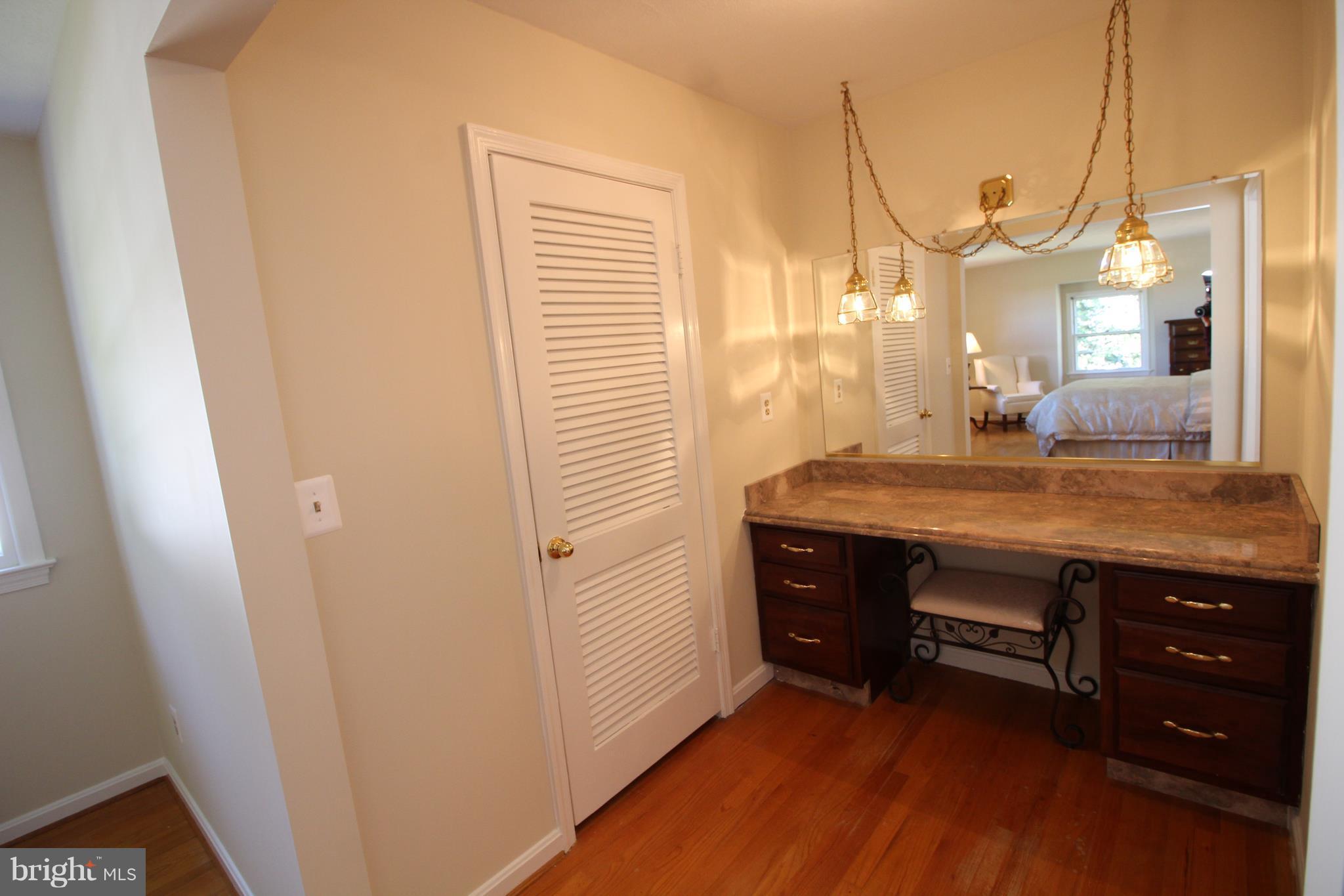 18513 Kingshill Road Germantown, MD 20874 - Photo 29 of 30 Bedroom (Master)