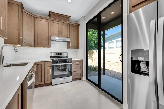 $3,450 | 5612 Clay Avenue, Unit B, Austin, TX 78756