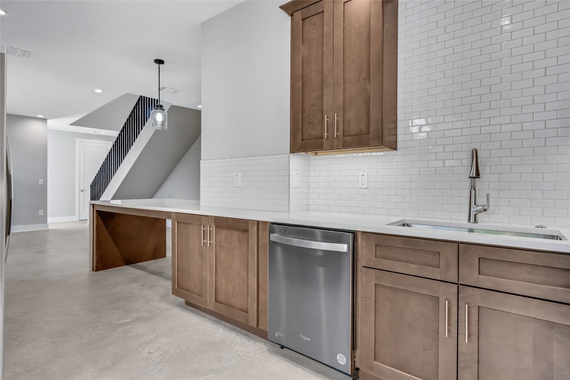 5612 Clay Avenue, Unit B Austin, TX 78756 - Photo 6 of 14