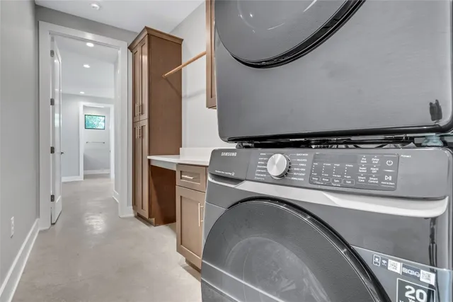 $3,450 | 5612 Clay Avenue, Unit B, Austin, TX 78756