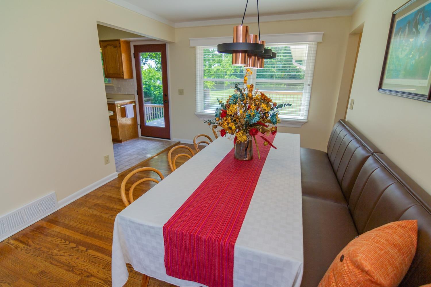 5204 Valley Ridge Road Cincinnati, OH 45247 - Photo 7 of 39 Gallery Image 7