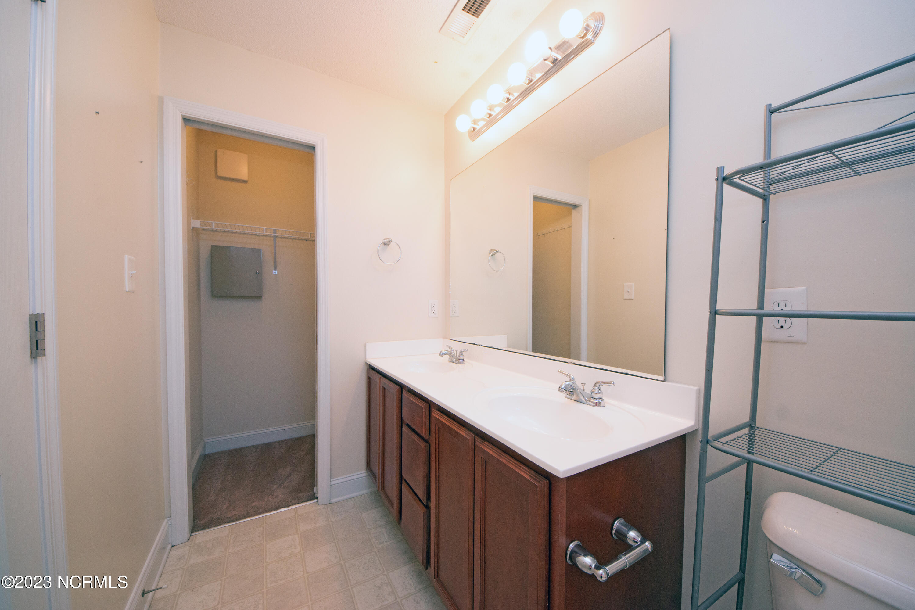 211 Michel Court Hubert, NC 28539 - Photo 27 of 33 DSC09016