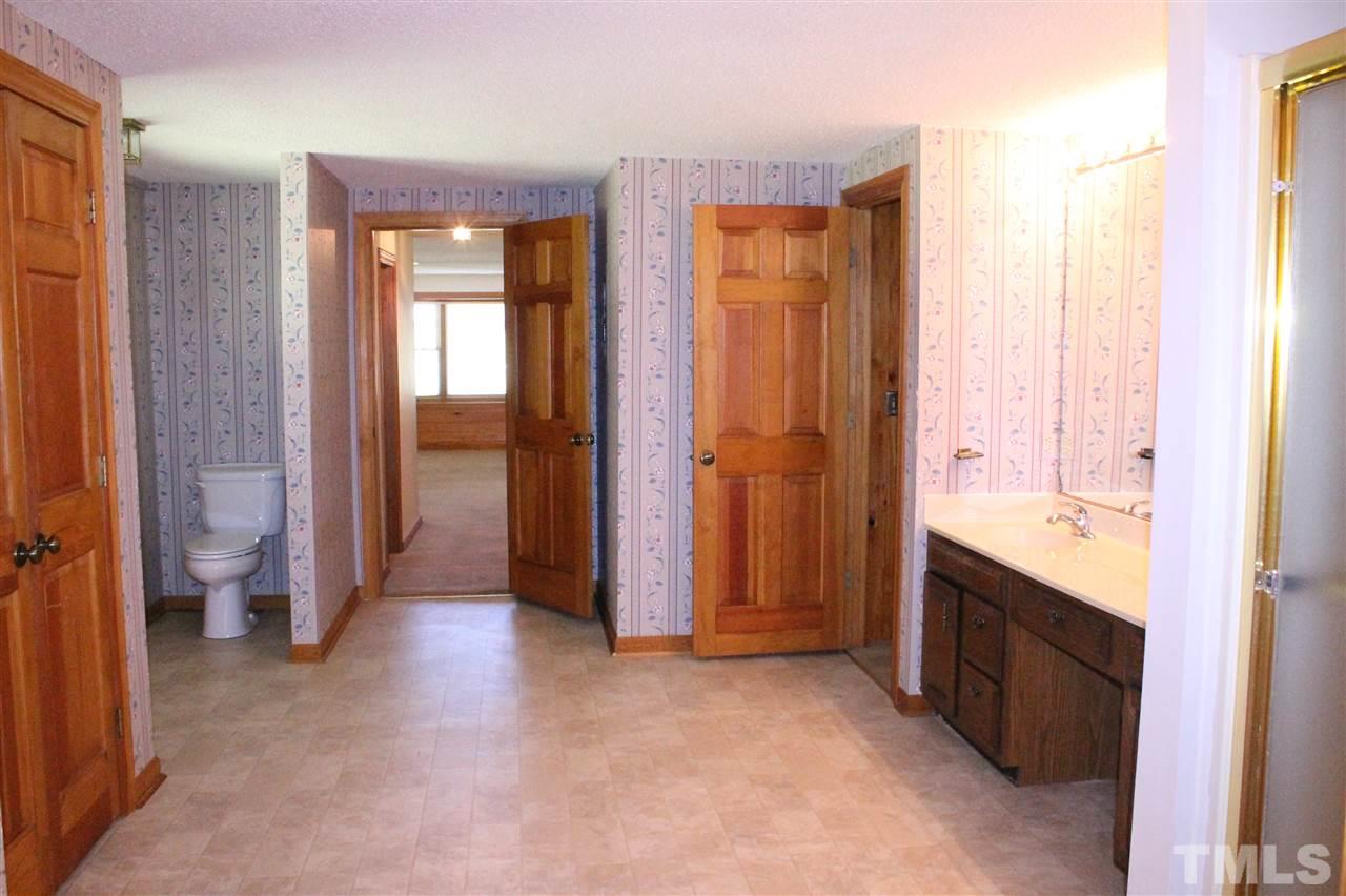2619 Buffalo Road Smithfield, NC 27577 - Photo 11 of 24 Gallery Image 11