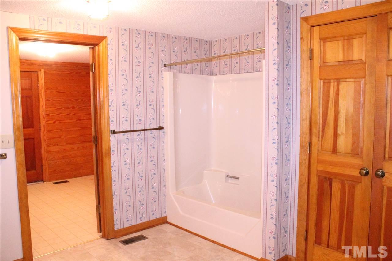 2619 Buffalo Road Smithfield, NC 27577 - Photo 12 of 24 Gallery Image 12