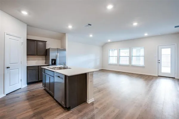 $2,650 | 1819 Pecan Valley Drive, Kaufman, TX 75142