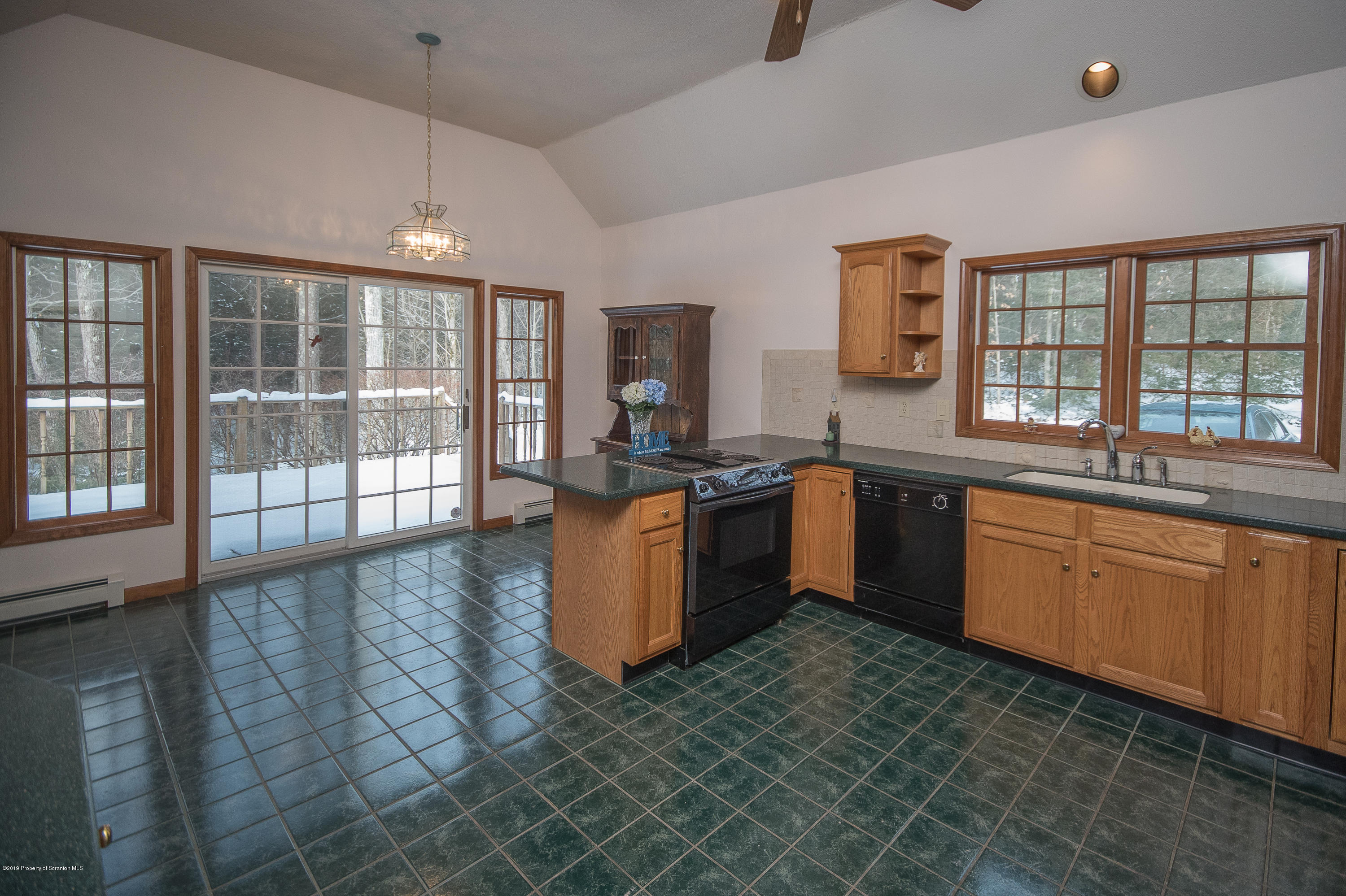 881 Cortez Road Lake Ariel, PA 18436 - Photo 11 of 60 Gallery Image 11