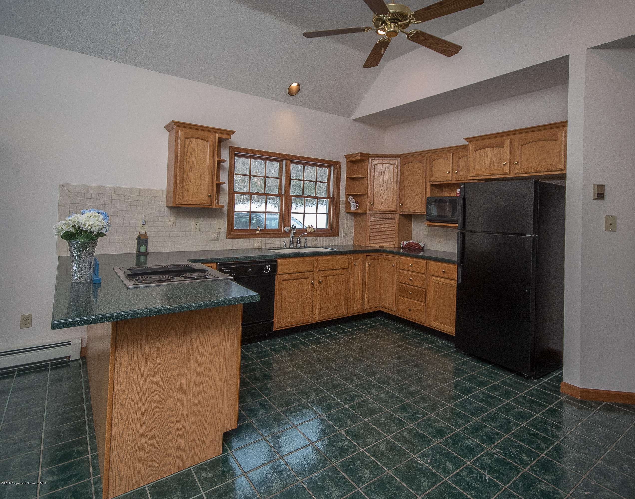 881 Cortez Road Lake Ariel, PA 18436 - Photo 12 of 60 Gallery Image 12