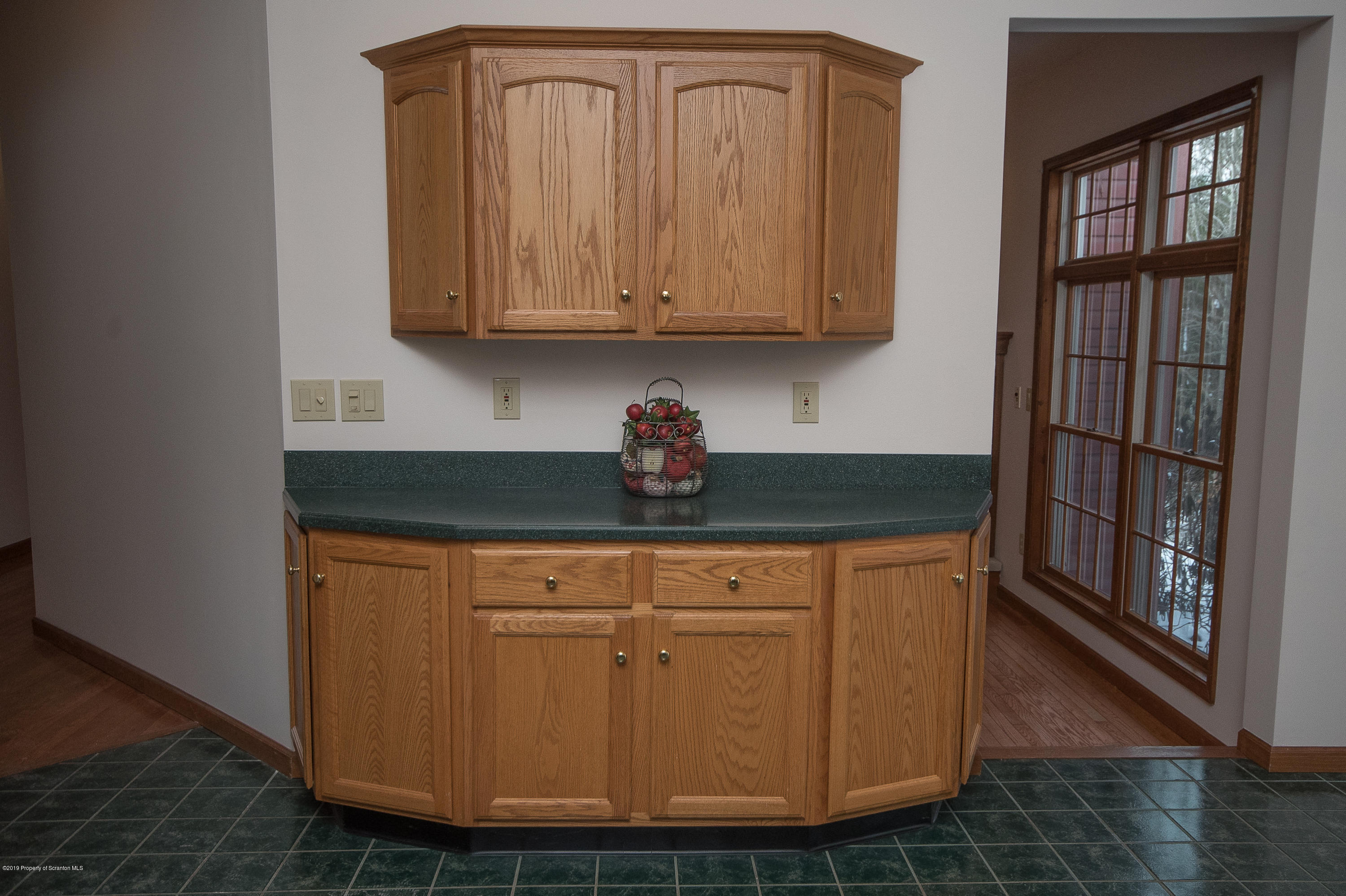 881 Cortez Road Lake Ariel, PA 18436 - Photo 17 of 60 Gallery Image 17
