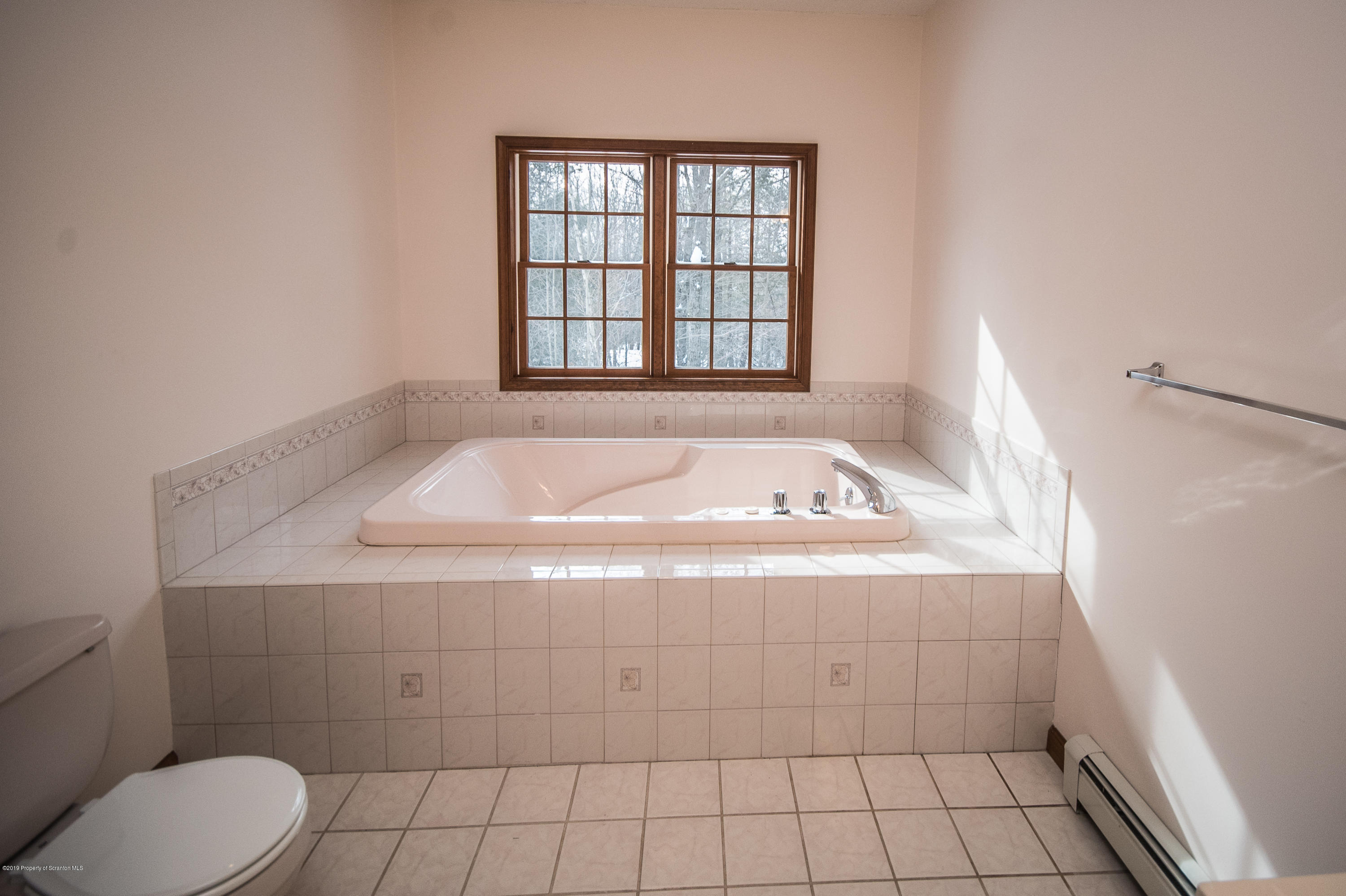 881 Cortez Road Lake Ariel, PA 18436 - Photo 29 of 60 Gallery Image 29