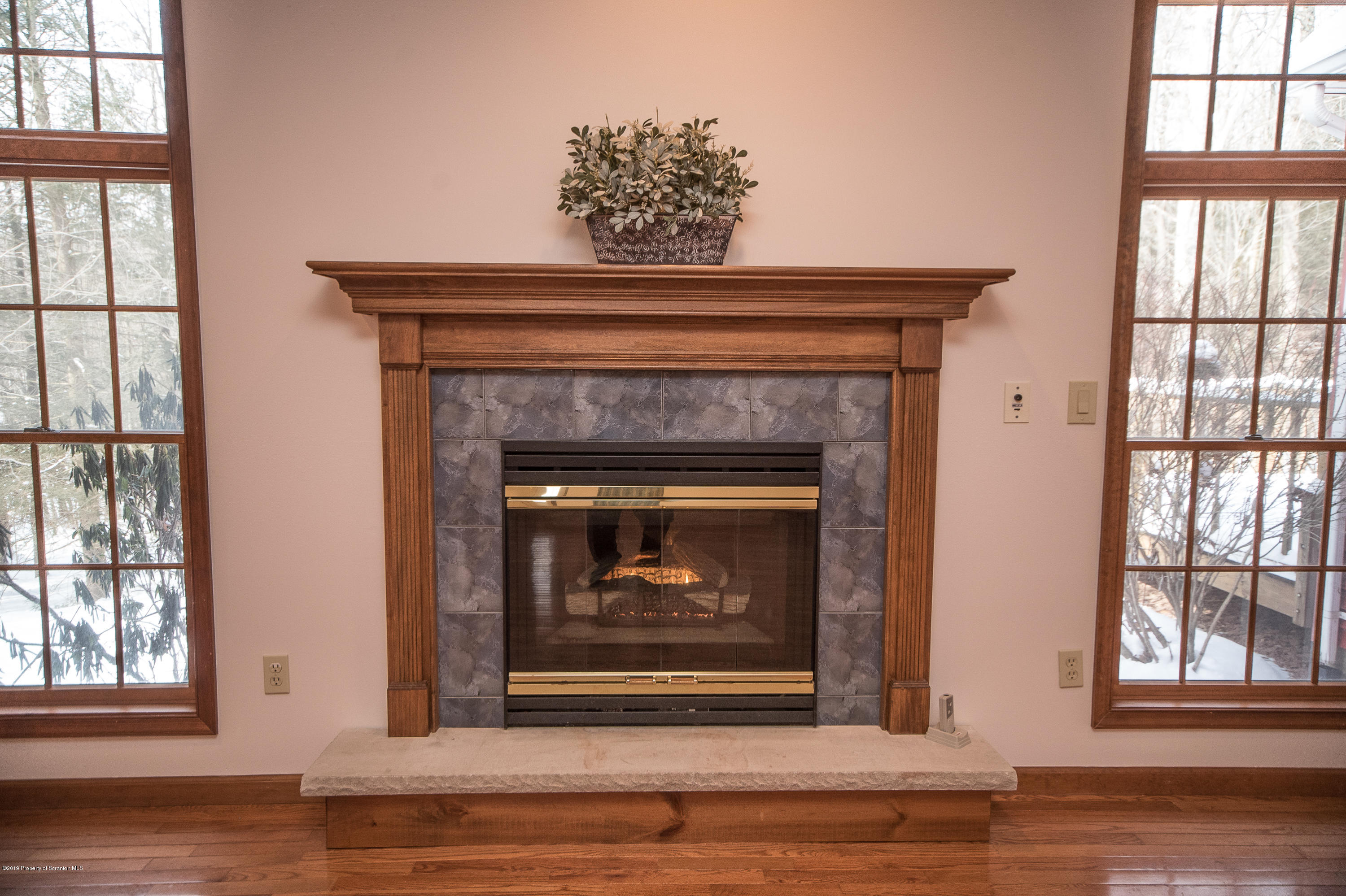 881 Cortez Road Lake Ariel, PA 18436 - Photo 6 of 60 Gallery Image 6