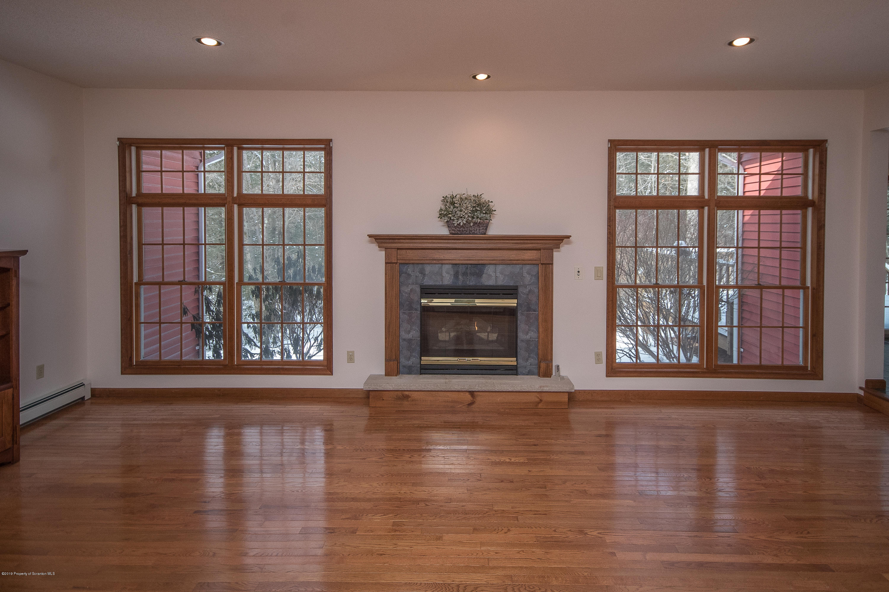 881 Cortez Road Lake Ariel, PA 18436 - Photo 7 of 60 Gallery Image 7