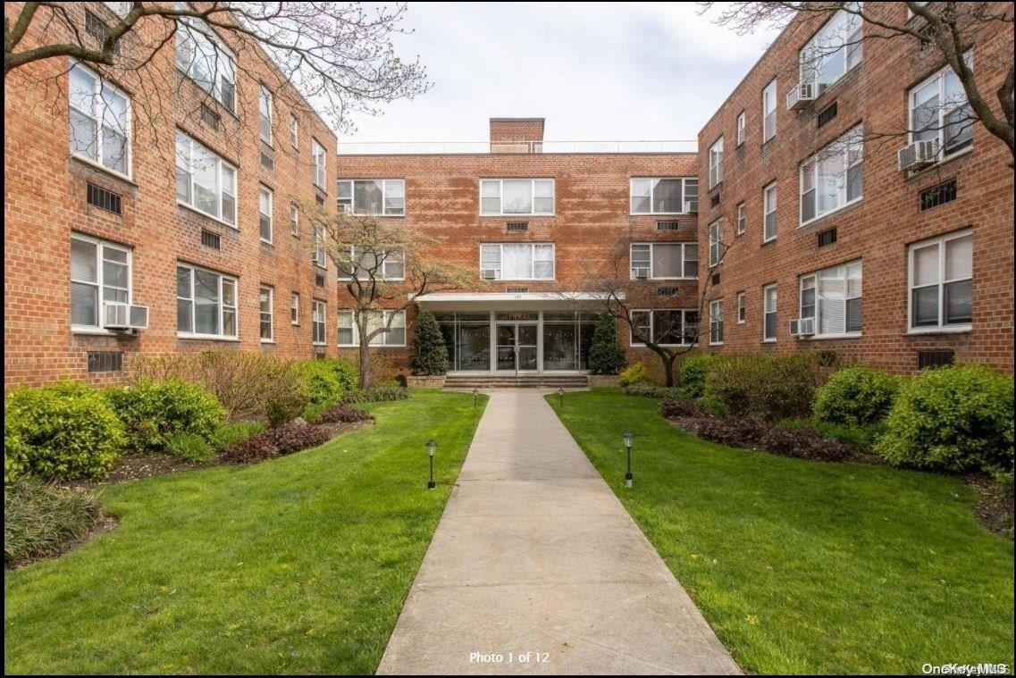 125 Main Street, Unit 2C Port Washington, NY 11050 - Photo 1 of 1