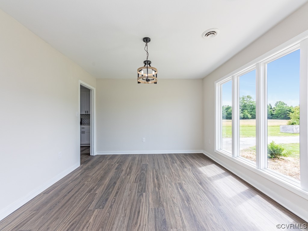 1246 Regent Road Topping, VA 23169 - Photo 14 of 37 Gallery Image 14