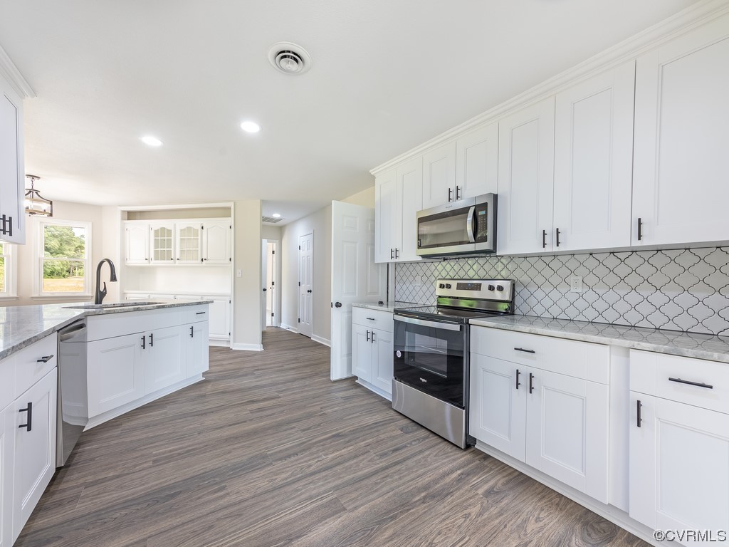 1246 Regent Road Topping, VA 23169 - Photo 5 of 37 Gallery Image 5