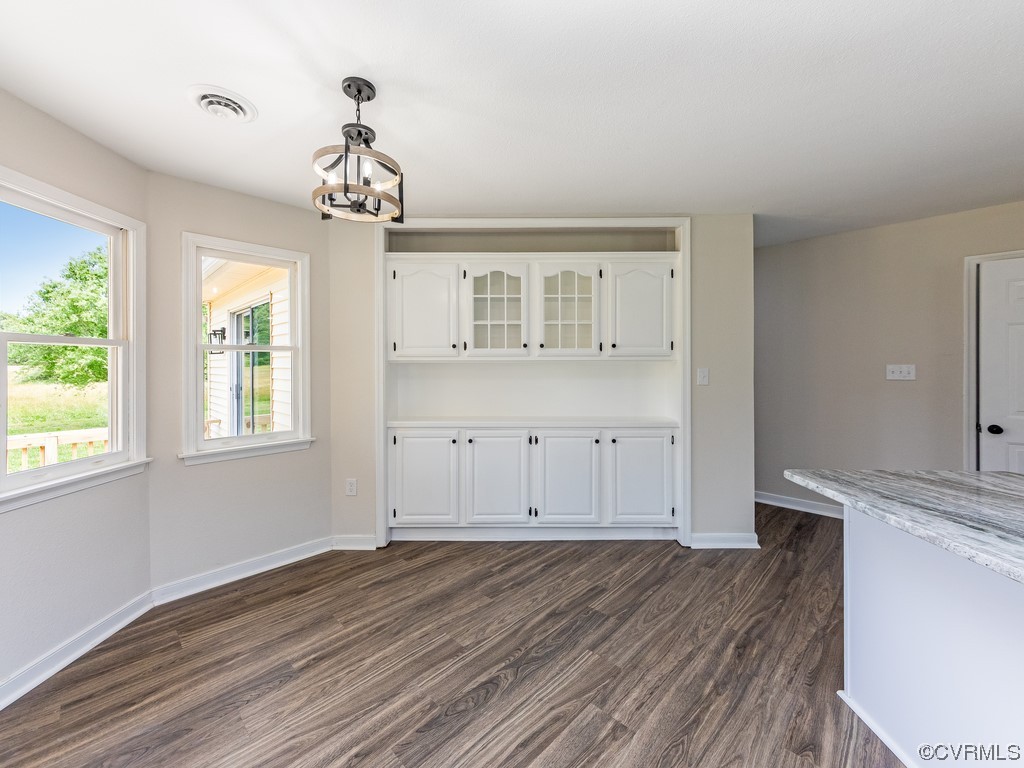 1246 Regent Road Topping, VA 23169 - Photo 8 of 37 Gallery Image 8