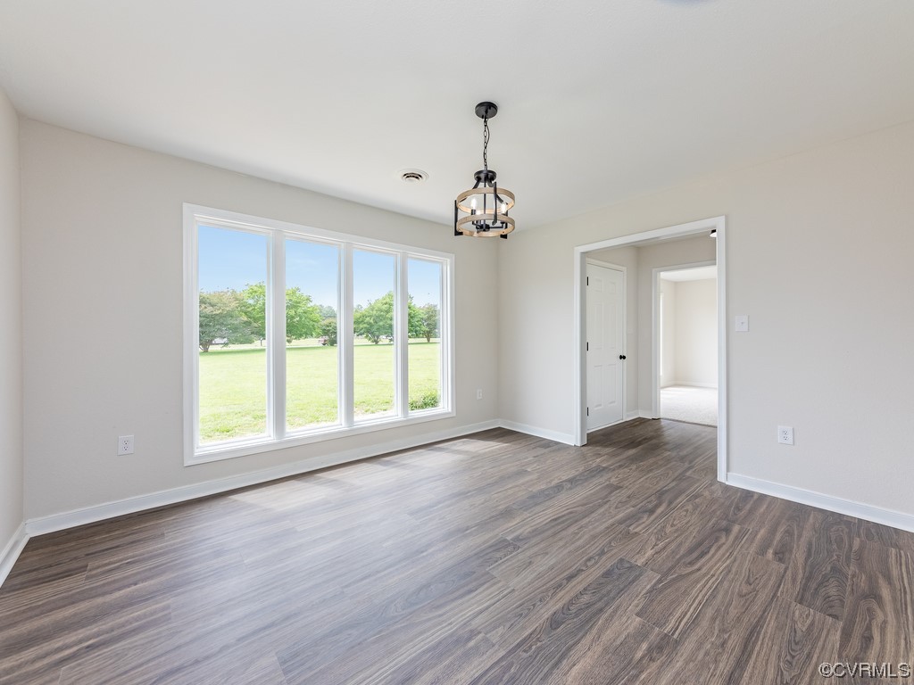 1246 Regent Road Topping, VA 23169 - Photo 9 of 37 Gallery Image 9