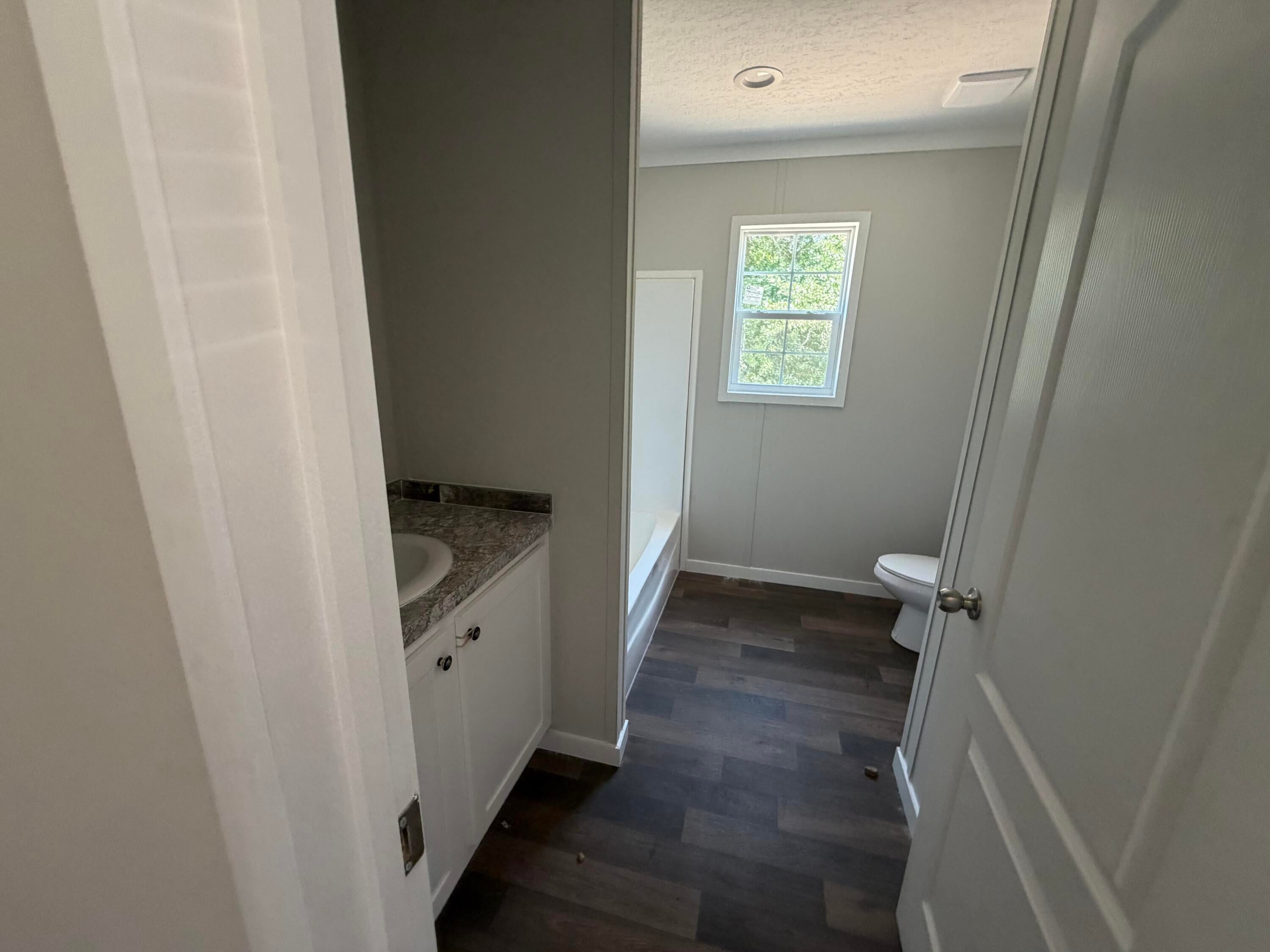 360 Wagontong Road, Unit B Wagener, SC 29164 - Photo 4 of 6