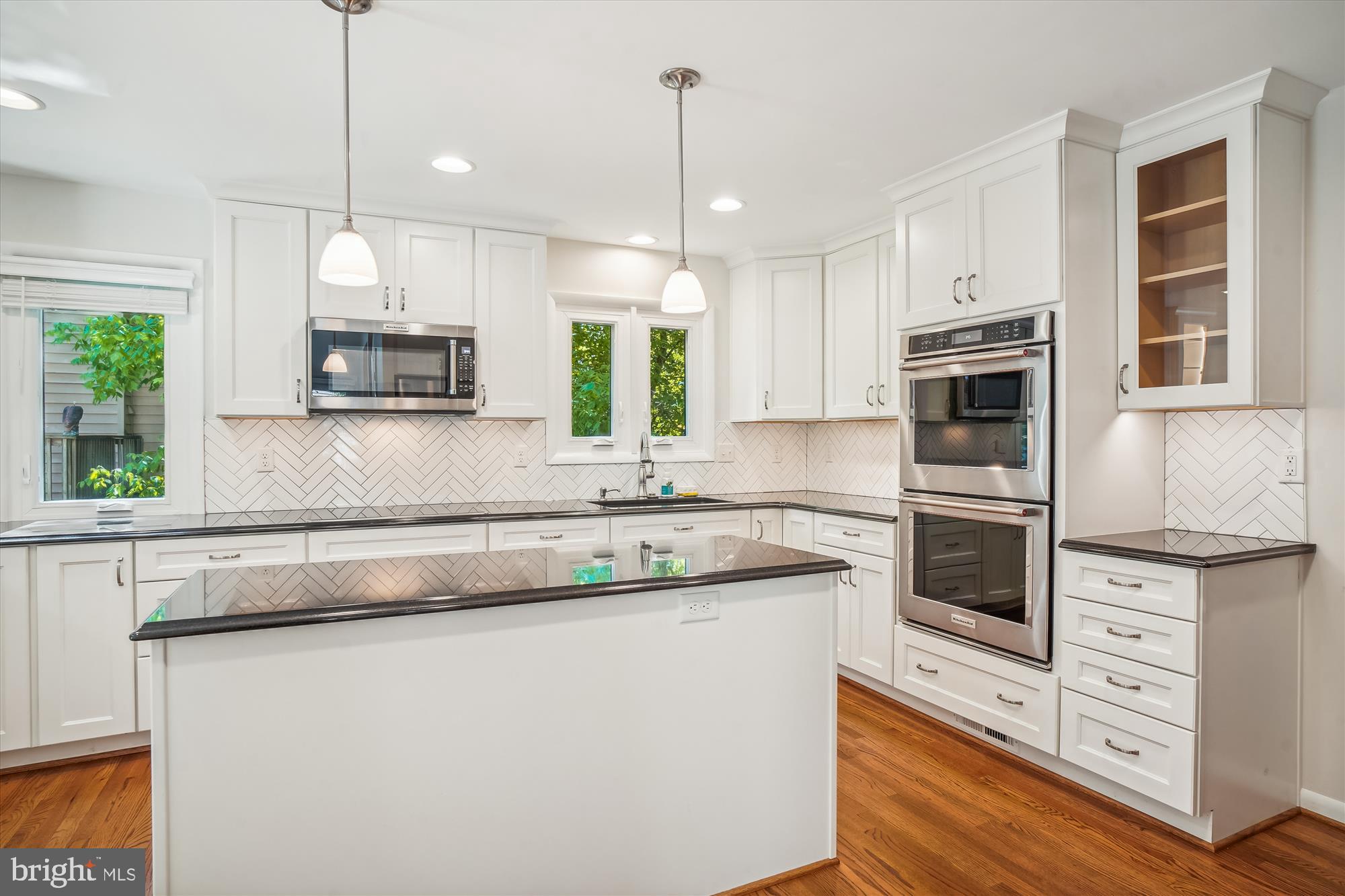6949 Fox Chase Road New Market, MD 21774 - Photo 12 of 49 Kitchen