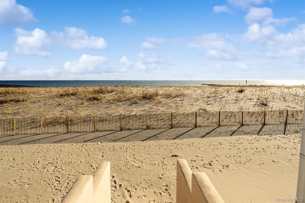 830 Shore Road, Unit 1H Long Beach, NY 11561 - Photo 4 of 23 Beach Entrance