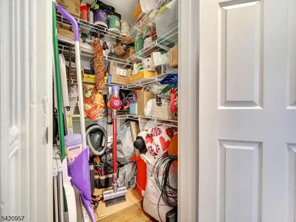 $325,000 | 29 Knox Terrace, Unit 1B, Wayne, NJ 07470