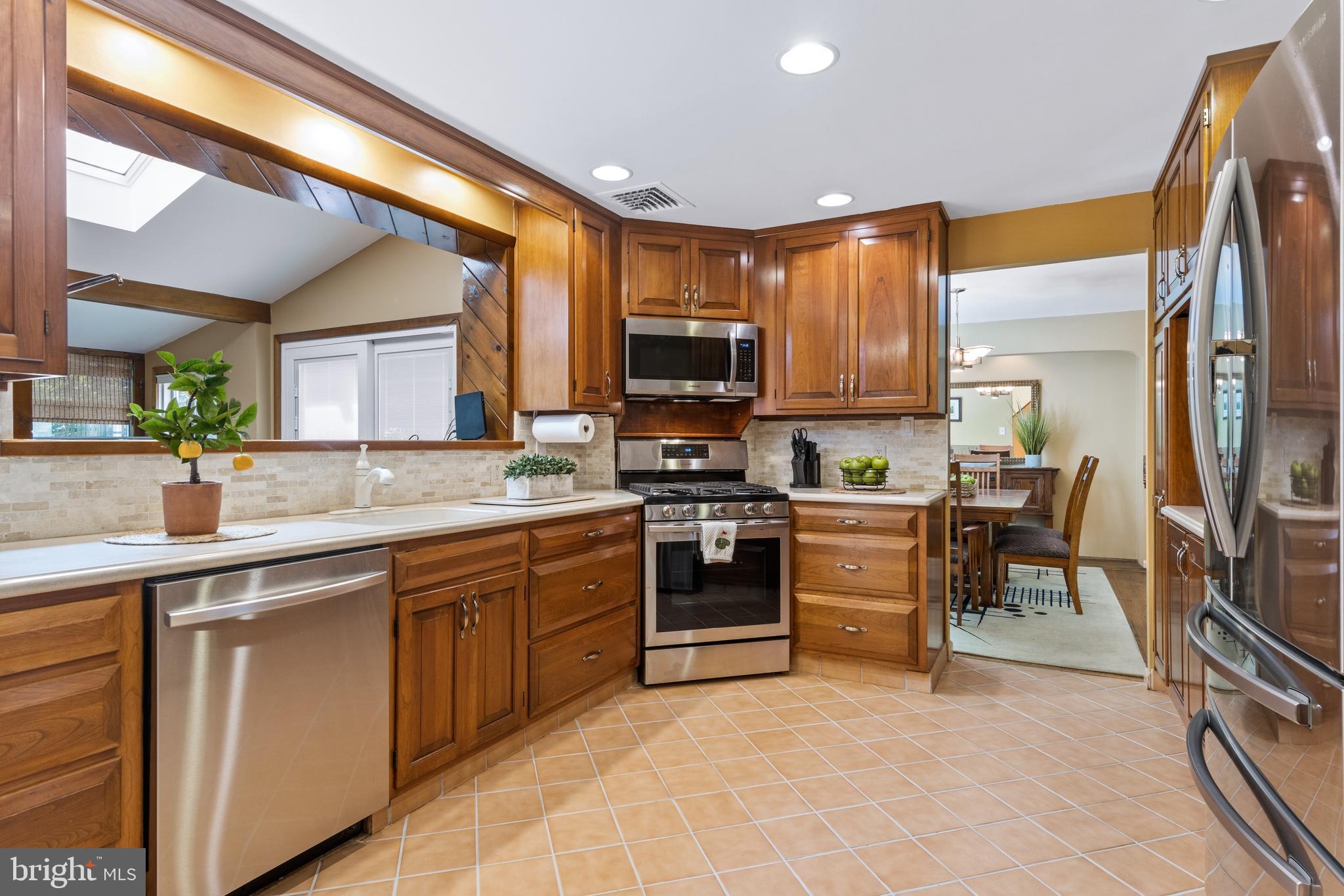 467 Woodcrest Road Wayne, PA 19087 - Photo 10 of 33