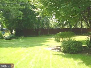 95 Davis Road Doylestown, PA 18901 - Photo 3 of 6 Gallery Image 3