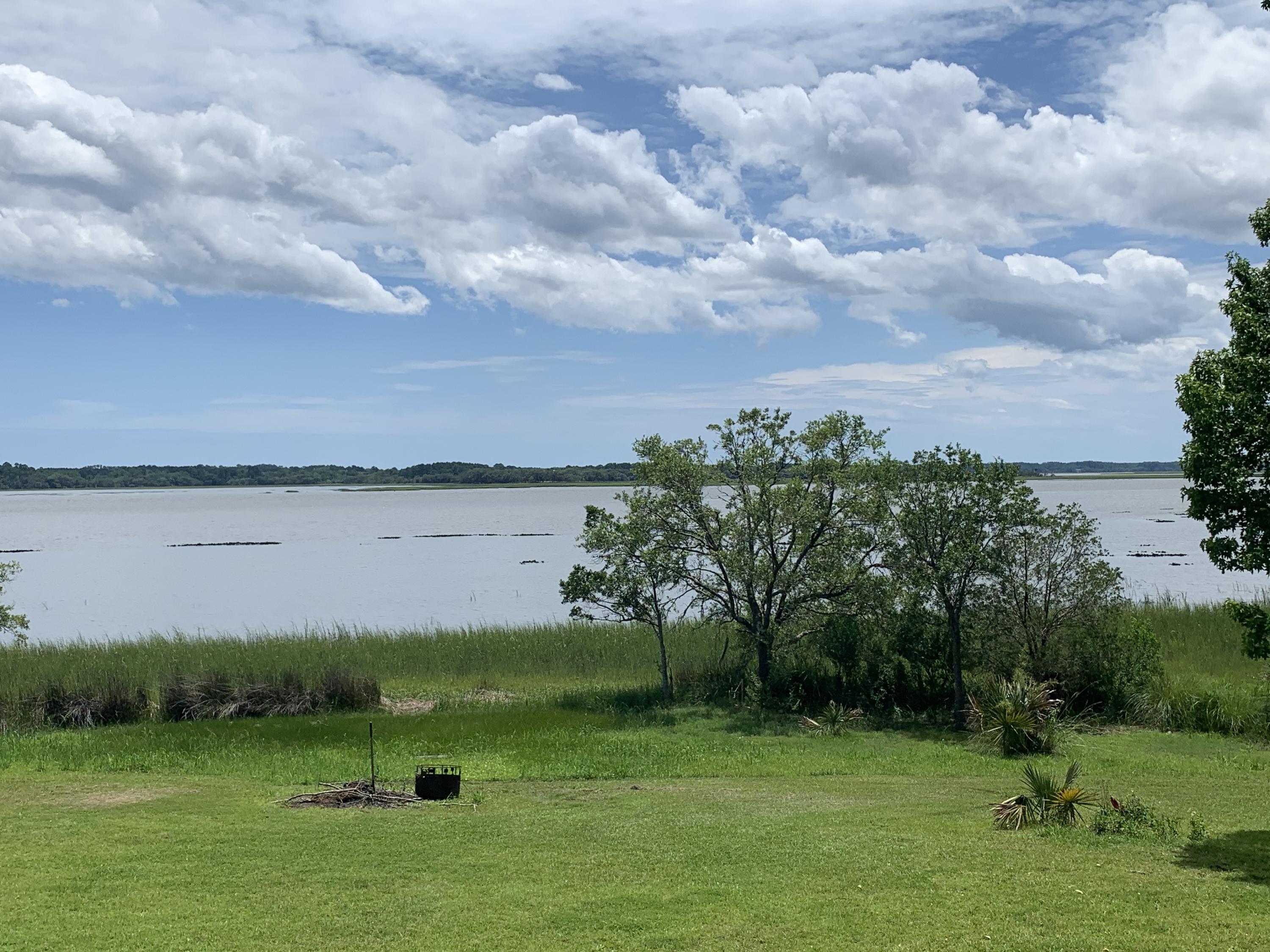 6514 Riggs Lane Meggett, SC 29449 - Photo 14 of 55 17