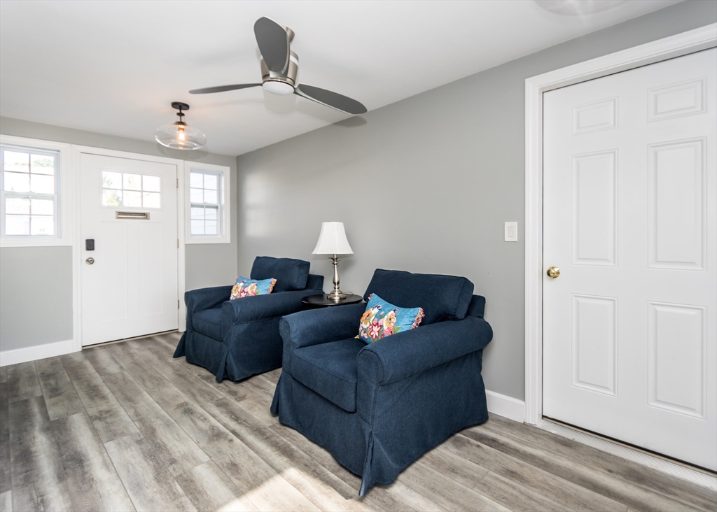 91 Canterbury Road Waltham, MA 02453 - Photo 29 of 41