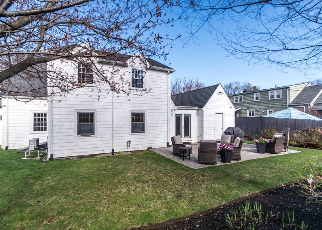 91 Canterbury Road Waltham, MA 02453 - Photo 34 of 41