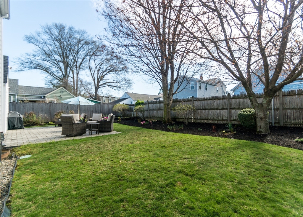 91 Canterbury Road Waltham, MA 02453 - Photo 37 of 41