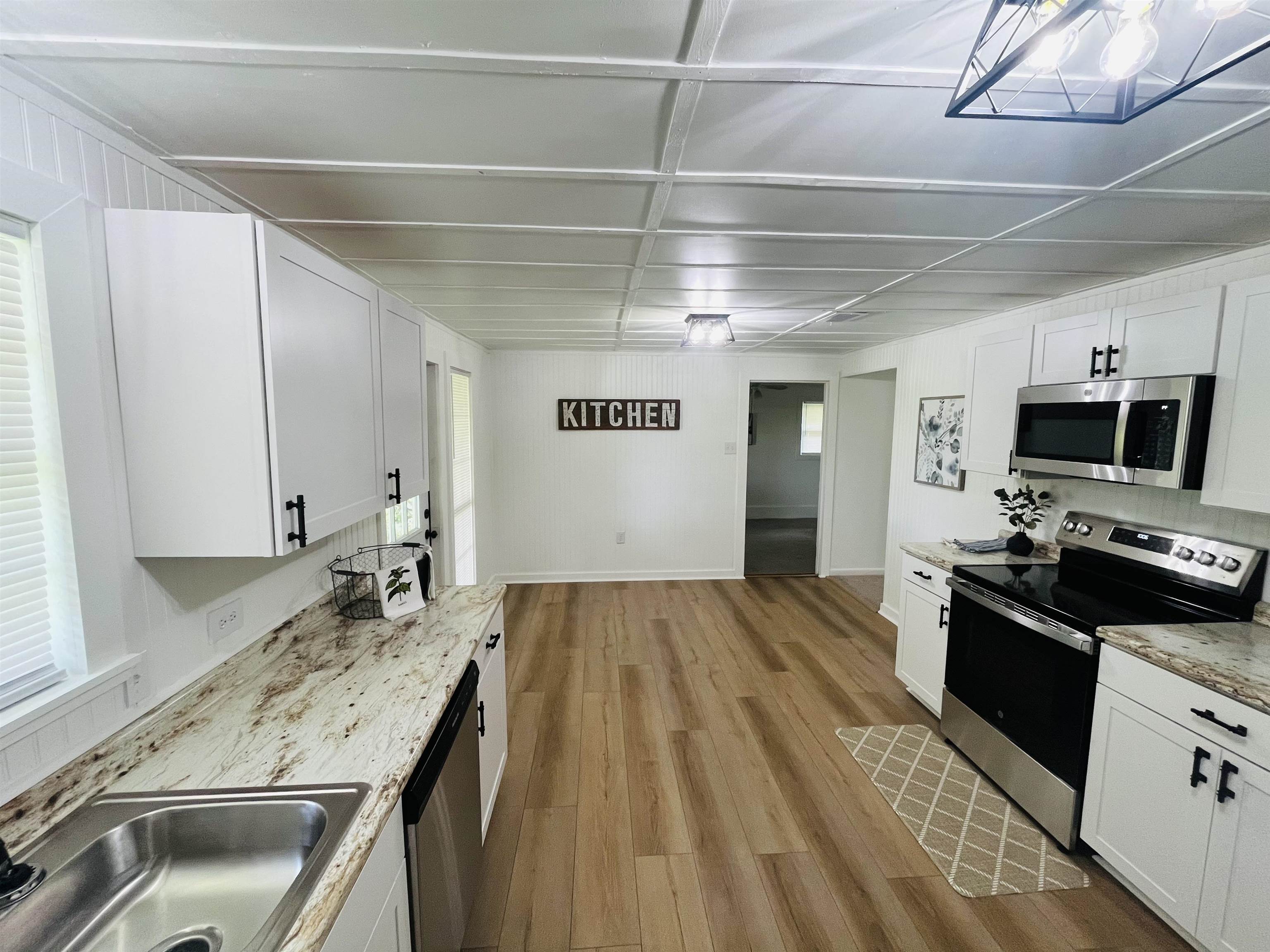 16799 Hinote Glass Road Loxley, AL 36551 - Photo 7 of 26 Kitchen
