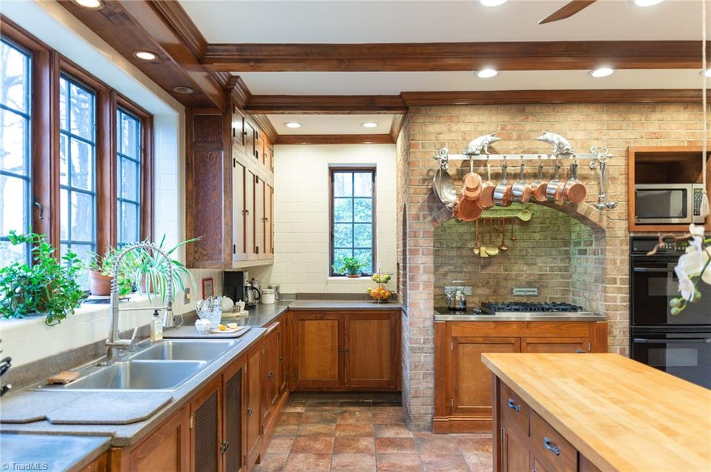 3215 North Rockingham Road Greensboro, NC 27407 - Photo 28 of 50 Gallery Image 28