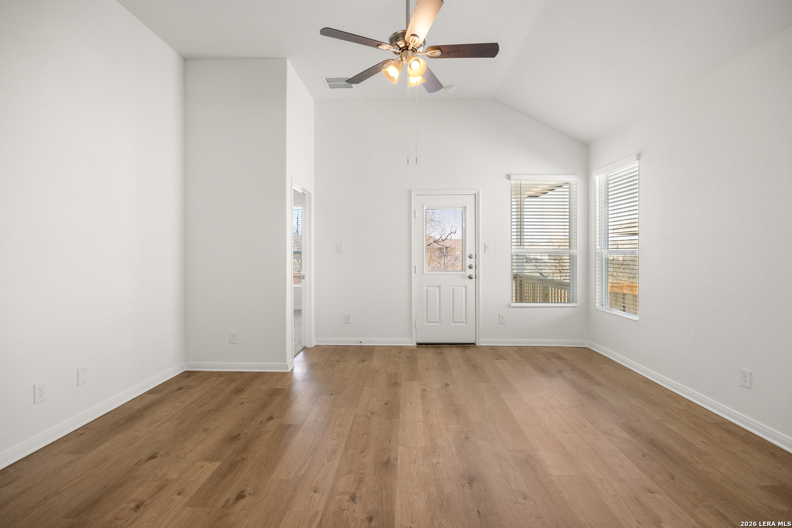 5411 Devils Gate, Unit 2 Converse, TX 78109 - Photo 6 of 16