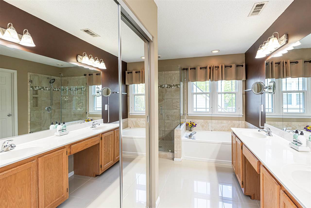 5329 Tilford Lane Raleigh, NC 27613 - Photo 12 of 17 Photo 12