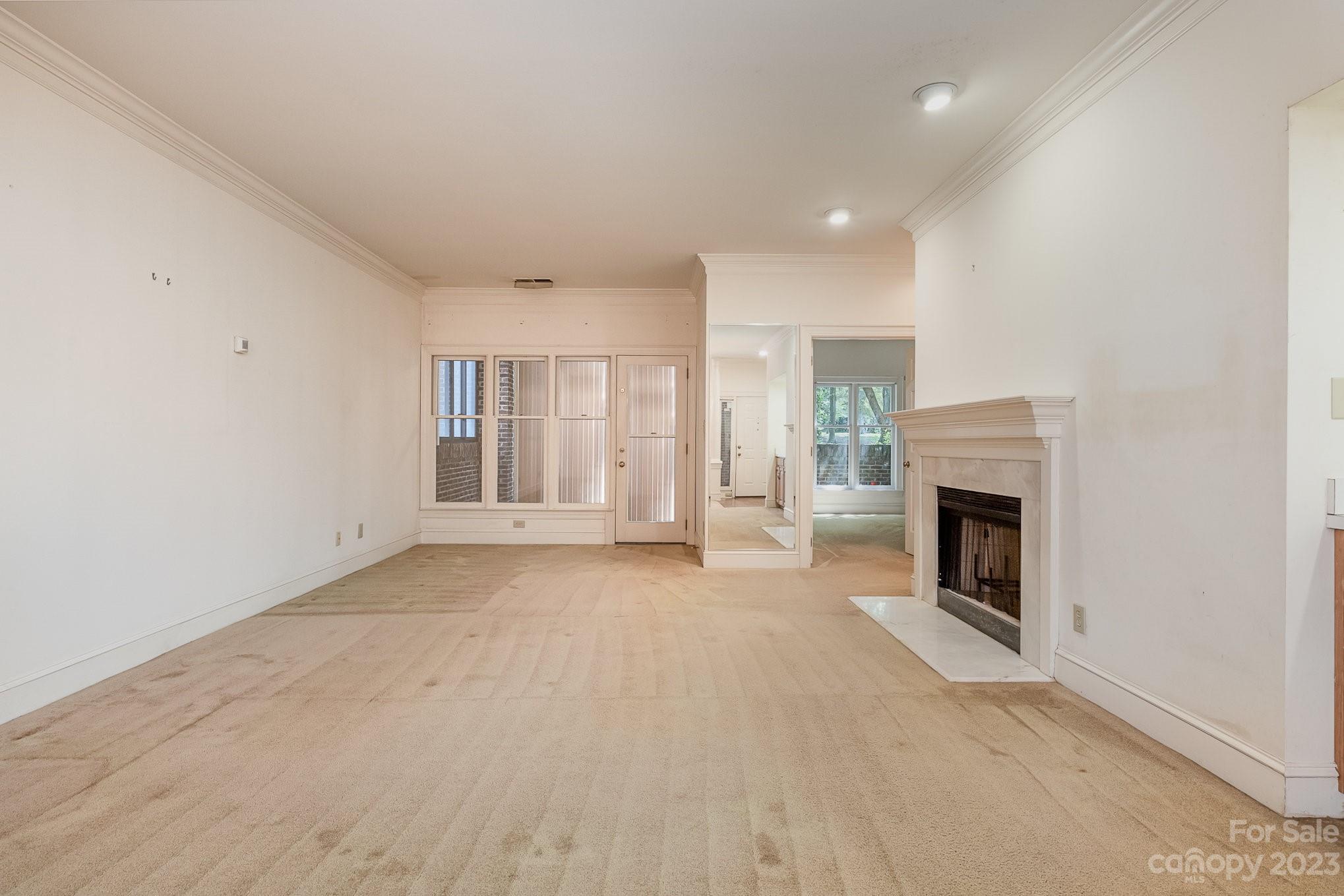 325 Queens Road, Unit 4 Charlotte, NC 28204 - Photo 24 of 37 Gallery Image 24