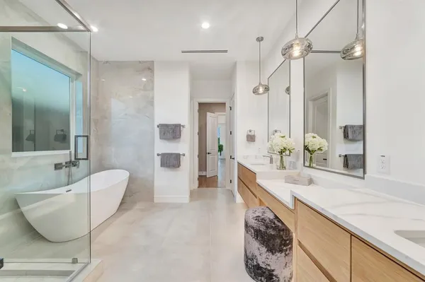 $1,925,000 | 3667 Ingleside Drive, Dallas, TX 75229