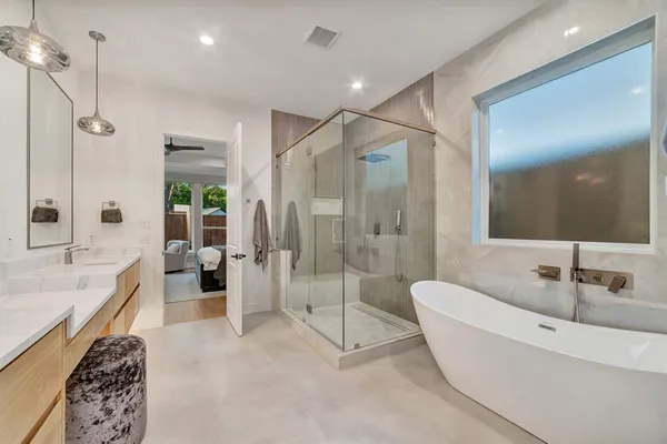 $1,925,000 | 3667 Ingleside Drive, Dallas, TX 75229