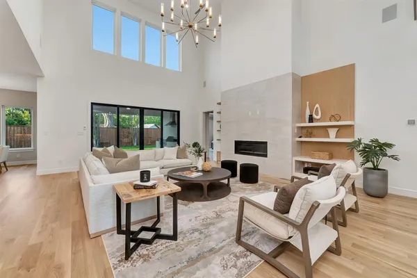 $1,925,000 | 3667 Ingleside Drive, Dallas, TX 75229