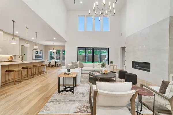 $1,925,000 | 3667 Ingleside Drive, Dallas, TX 75229