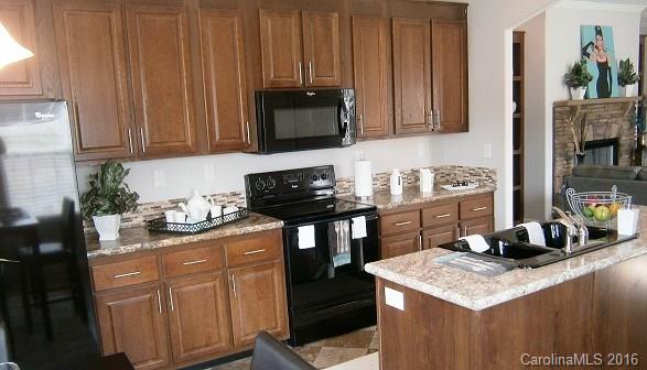 999 Sharon Ridge Road, Unit 11 Fairview, NC 28730 - Photo 4 of 7 Gallery Image 4