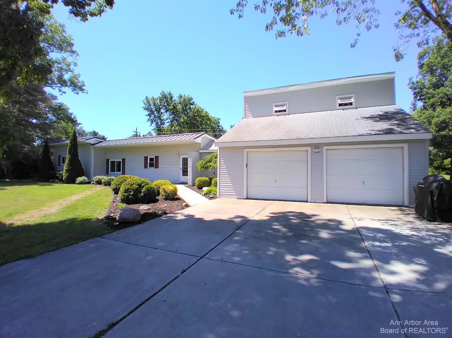 2323 Oak Grove Road Howell, MI 48855 - Photo 1 of 32 Photo 1