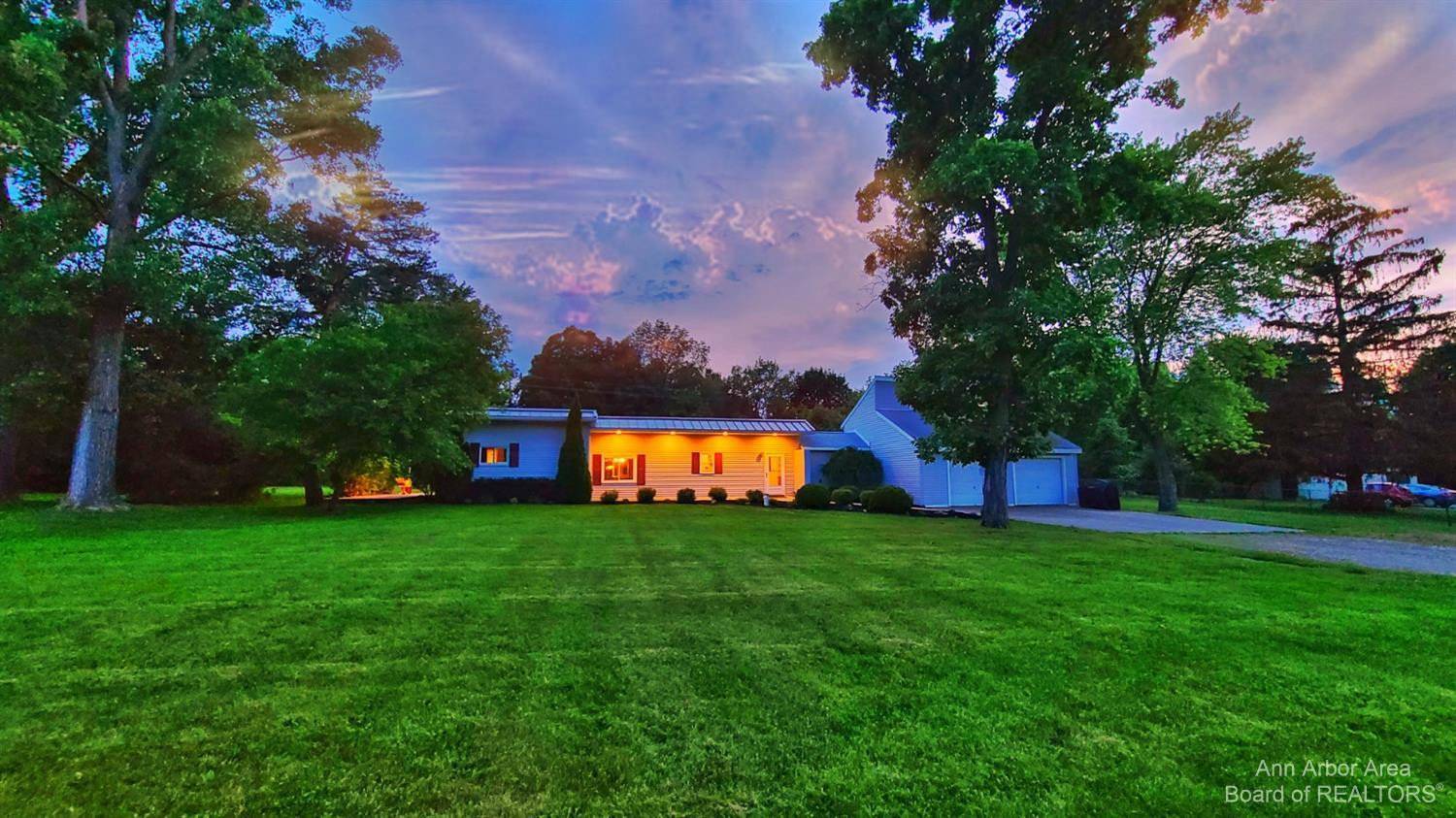 2323 Oak Grove Road Howell, MI 48855 - Photo 3 of 32 Photo 3