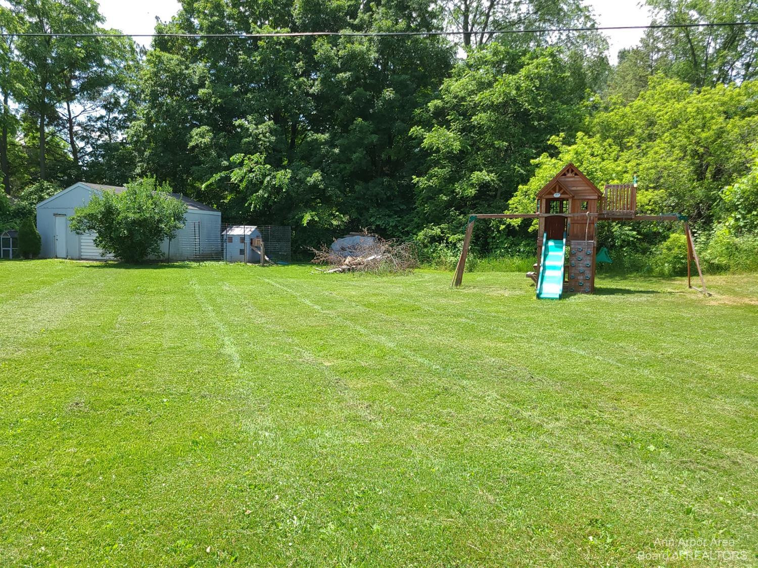 2323 Oak Grove Road Howell, MI 48855 - Photo 31 of 32 Photo 31