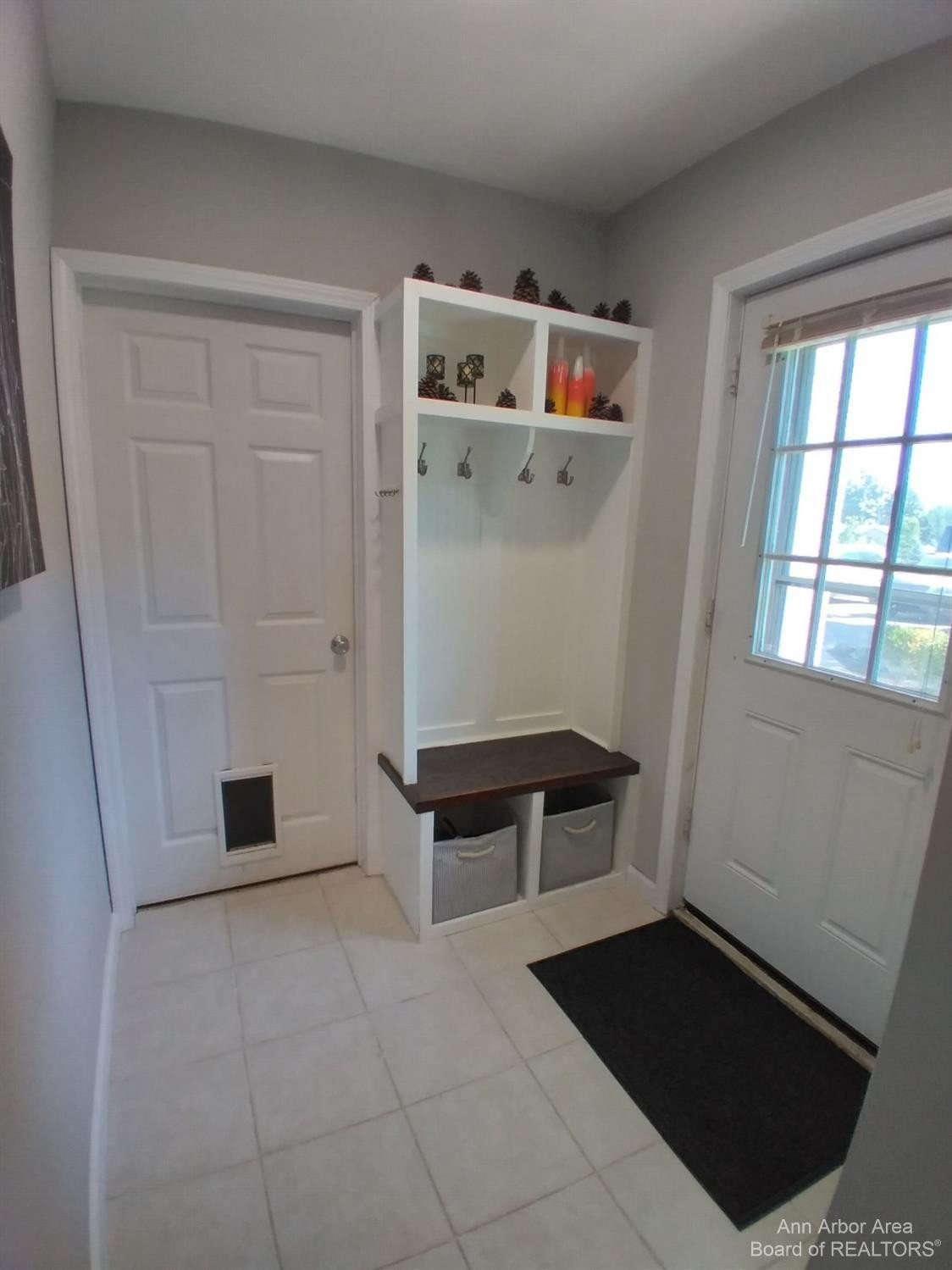 2323 Oak Grove Road Howell, MI 48855 - Photo 4 of 32 Photo 4