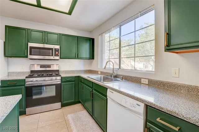 $324,900 | 830 Carnegie Street, Unit 1613, Henderson, NV 89052